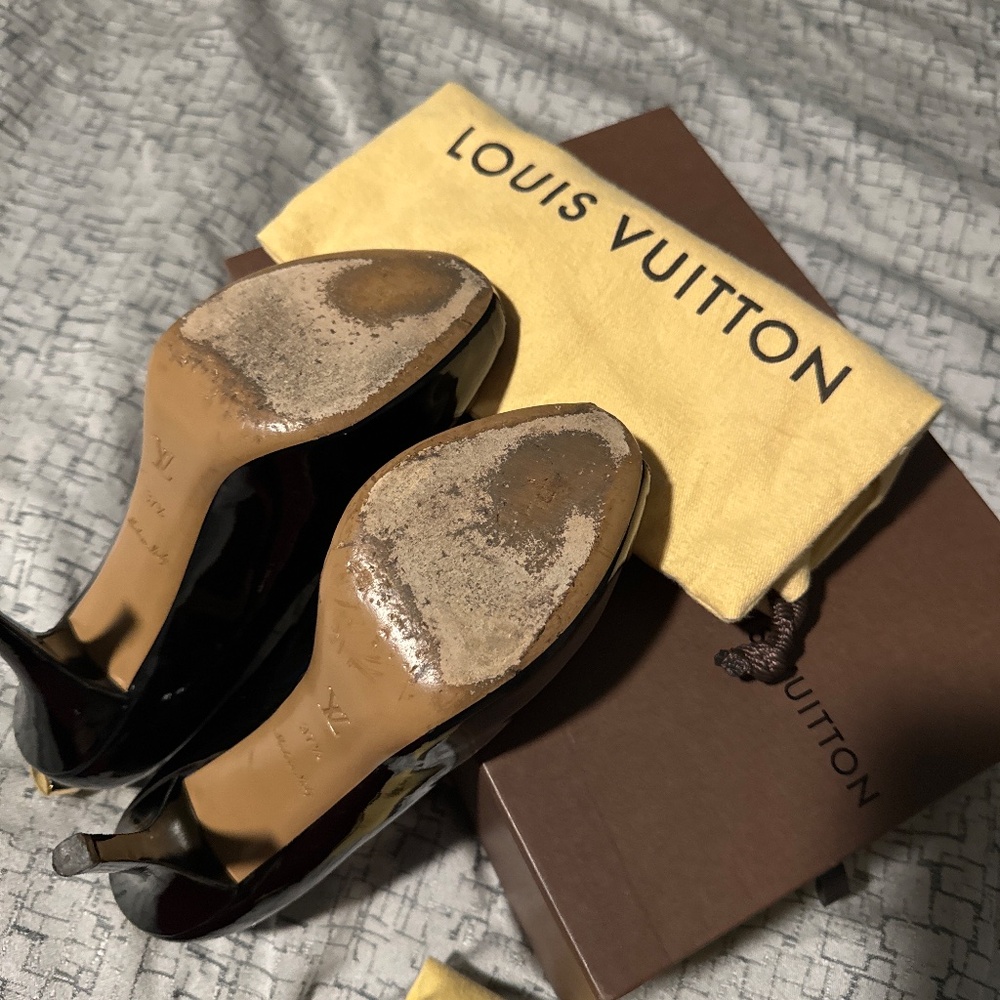 LOUIS VUITTON - Picture 13 of 16